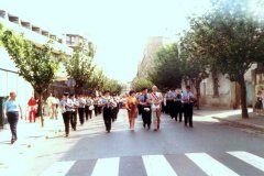 1982-Issy-les-Moulineaux-Francia-La-banda-di-Montecassiano-rappresenta-la-città-di-Macerata-durante-il-gemellaggio-3